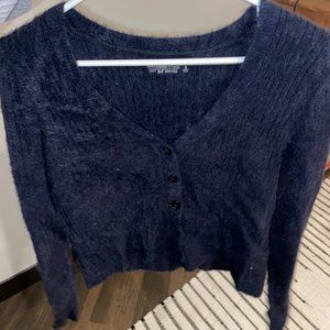 Abercrombie & Fitch Cropped Fuzzy SoftAf Sweater